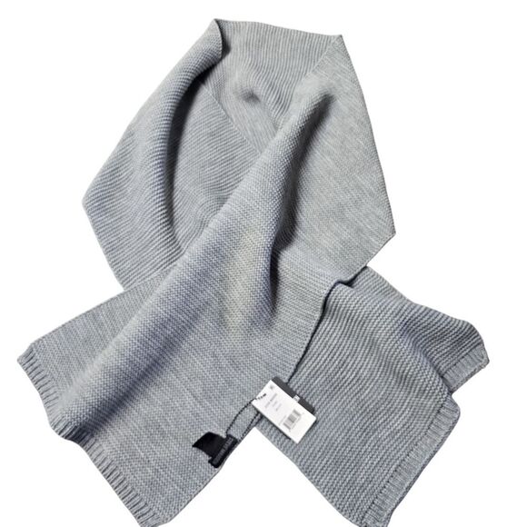 Steve Madden -441 NWT Heather Grey Knit Scarf 70 x‎ 12 - Picture 1 of 4